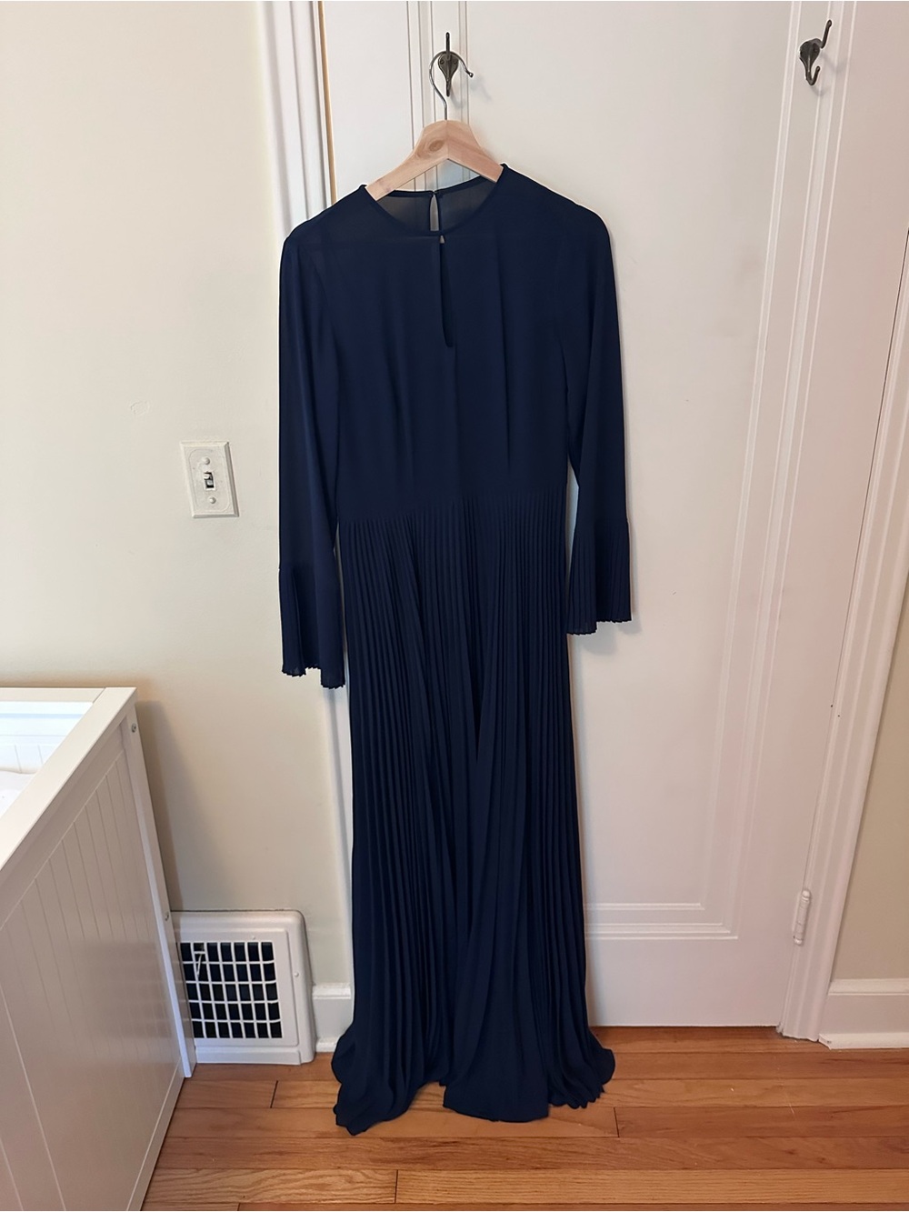 Mikael Aghal Elegant Navy Long Sleeve Pleated Maxi Dress